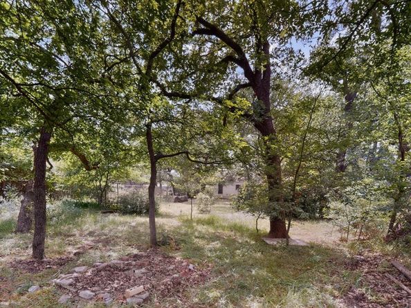 2701  Stark Street , Fort Worth Texas 76112