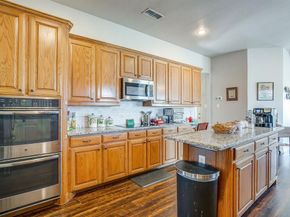 801  Creek Hollow Lane , Fort Worth Texas 76131