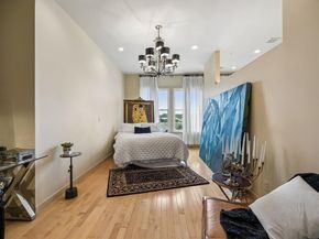 724  Grove Street , Fort Worth Texas 76102