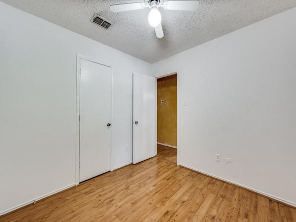 5304  Umbrella Pine Court , Arlington Texas 76018