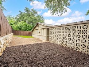 421  Crosstimber Drive , Hurst Texas 76053