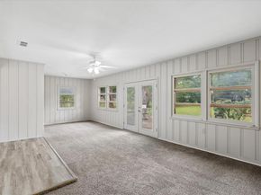 206 S Davis Drive , Arlington Texas 76013