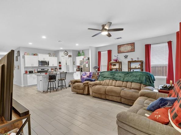 4501  Corktree Lane , Fort Worth Texas 76036
