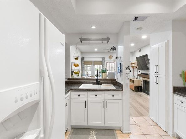 5590  Spring Valley Road  C102, Dallas Texas 75254