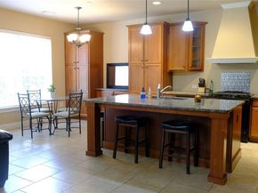 1014  Brook Forest Lane , Euless Texas 76039