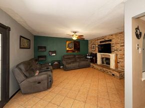 2818  Ashglen Drive , Garland Texas 75043