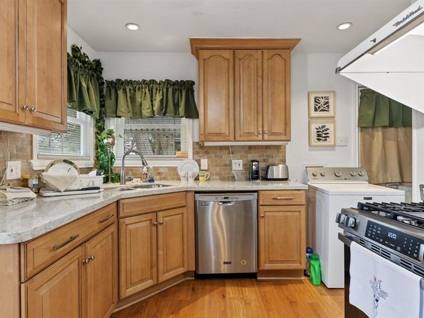 2153 W Lotus Avenue , Fort Worth Texas 76111