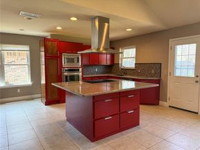 737  Kensington Lane , Mansfield Texas 76063