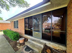 11040  Wyatt Street , Dallas Texas 75218