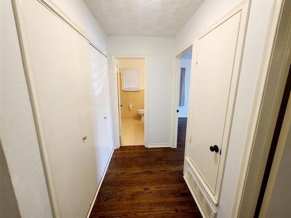 11040  Wyatt Street , Dallas Texas 75218