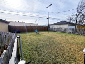 11040  Wyatt Street , Dallas Texas 75218