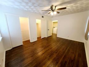 11040  Wyatt Street , Dallas Texas 75218