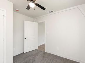 3924  Dismount Street , Dallas Texas 75211