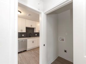 3924  Dismount Street , Dallas Texas 75211