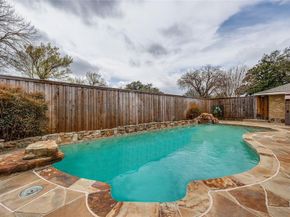 7148  Roundrock Road , Dallas Texas 75248