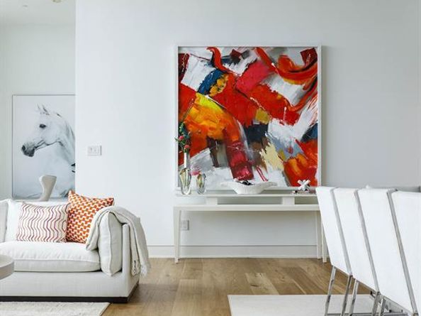 2430  Victory Park Lane  3203, Dallas Texas 75219