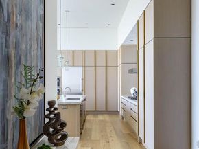 2430  Victory Park Lane  3203, Dallas Texas 75219