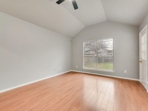 600 N Chattey Road , DeSoto Texas 75115