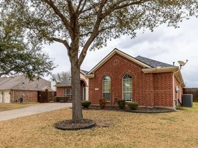 608  Walnut Hollow Drive , Mansfield Texas 76063