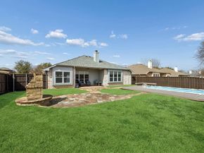 2790  Beacon Hill Drive , Rockwall Texas 75087