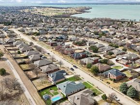 2790  Beacon Hill Drive , Rockwall Texas 75087