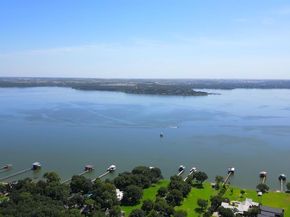 137  Cross Timbers Street , Azle Texas 76020