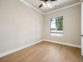 137  Cross Timbers Street , Azle Texas 76020