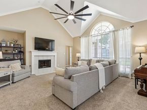 5437  Yellowstone Trail , Fort Worth Texas 76137