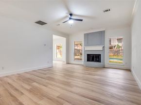 6215  Kingswood Drive , Arlington Texas 76001
