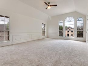 6215  Kingswood Drive , Arlington Texas 76001