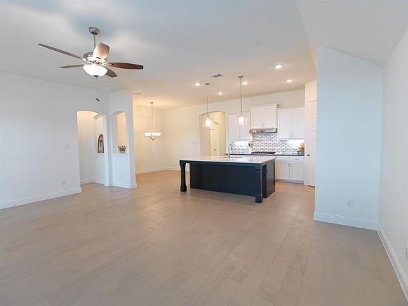 6200  Cobbetts Pond Lane , Fort Worth Texas 76179