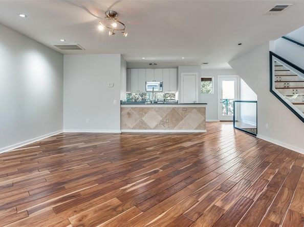 4213  Dickason Avenue  9, Dallas Texas 75219