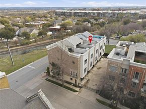 722 E 1st Street , Fort Worth Texas 76102