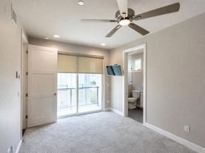 2016 N Fitzhugh Avenue  101, Dallas Texas 75204