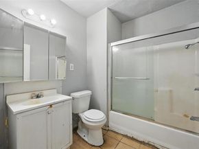 2813 E Rosedale Street , Fort Worth Texas 76105