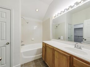 704  Darlington Trail , Fort Worth Texas 76131