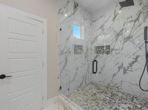 2421  Gooch Street , Dallas Texas 75241