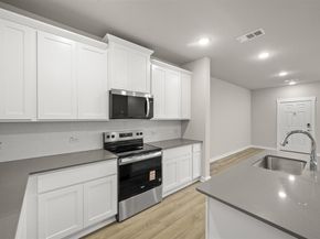 243  Wagon Spoke Way  18, Fort Worth Texas 76120