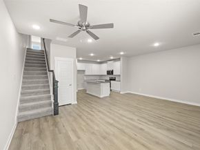 243  Wagon Spoke Way  18, Fort Worth Texas 76120