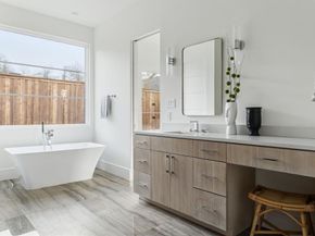 7526  Kenwell Street , Dallas Texas 75209