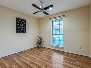 2418  Vista Glen Lane , Carrollton Texas 75007