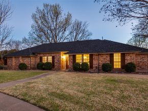 2418  Vista Glen Lane , Carrollton Texas 75007