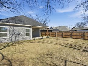 3612  Avenue J  , Fort Worth Texas 76105