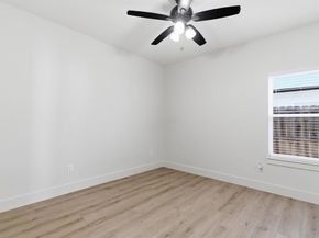 3612  Avenue J  , Fort Worth Texas 76105