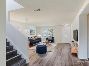 2513  Tan Oak Drive , Dallas Texas 75212