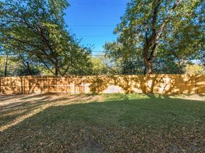 922  Cristler Avenue , Dallas Texas 75223