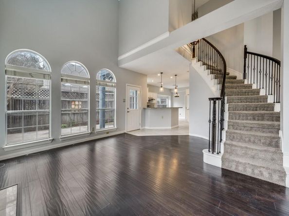 445  Moonlight Way , Irving Texas 75063