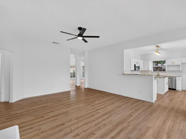 4421  Berkshire Drive E, Fort Worth Texas 76137