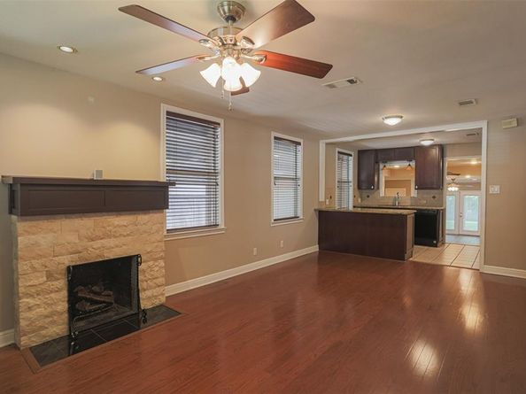 2517  Littlepage Street , Fort Worth Texas 76107