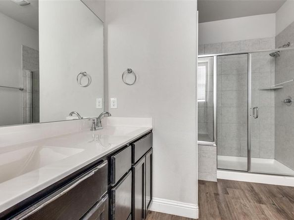 1900  Bel Air Drive , Arlington Texas 76010